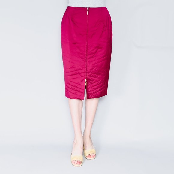 588. FERAUD Vintage Quilted Maroon Zipper-Front Skirt Sz 38 29”W - Picture 1 of 7